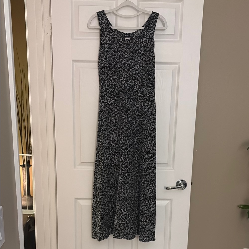 Elegant Black and White Floral‎ Women's Summer Dress
